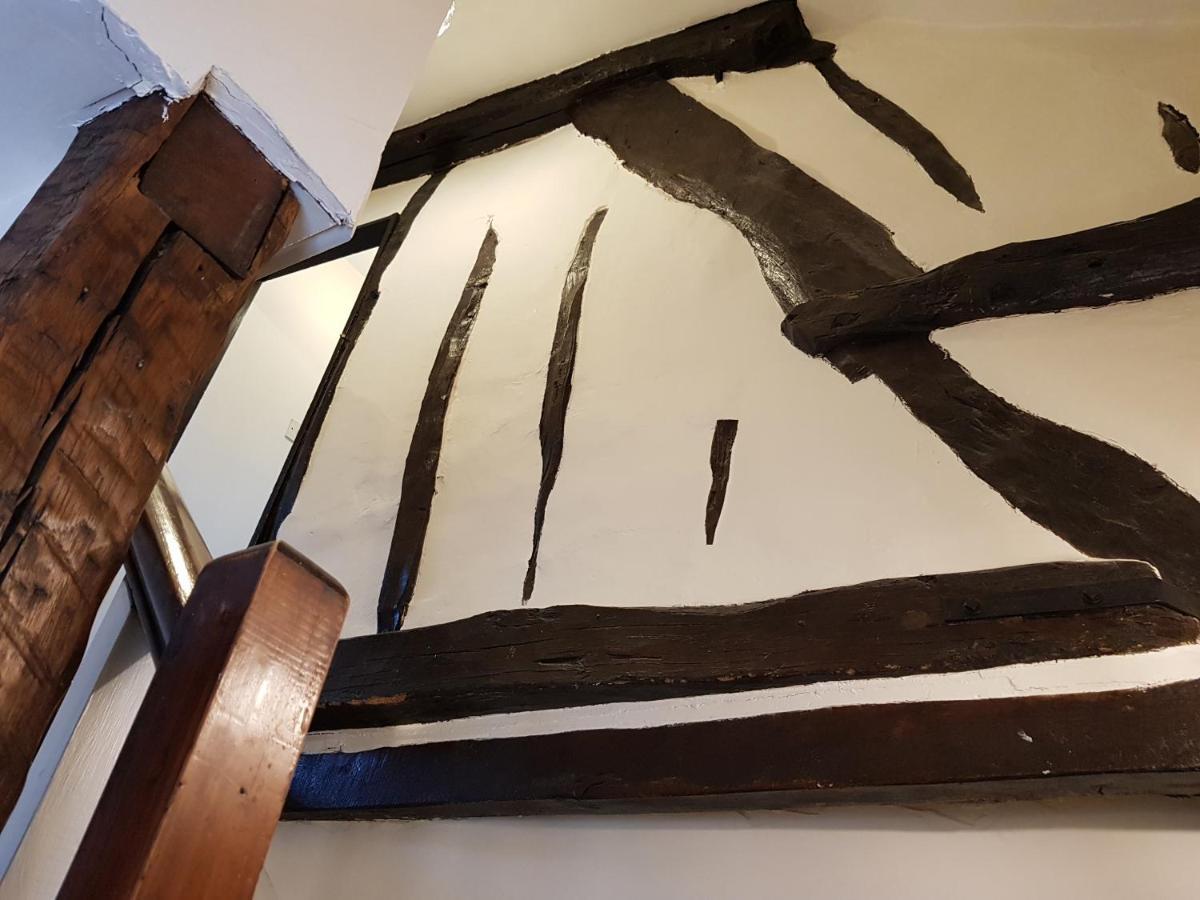 Cruck Cottage 皮克林 外观 照片